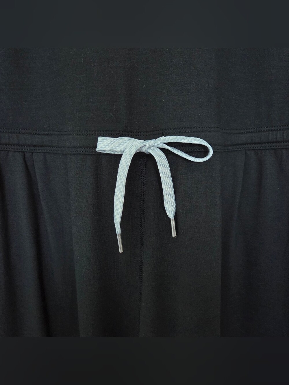 Vuori Women's Lux Harem Jumpsuit - Medium - Black - VW458 - EUC - Picture 3 of 6